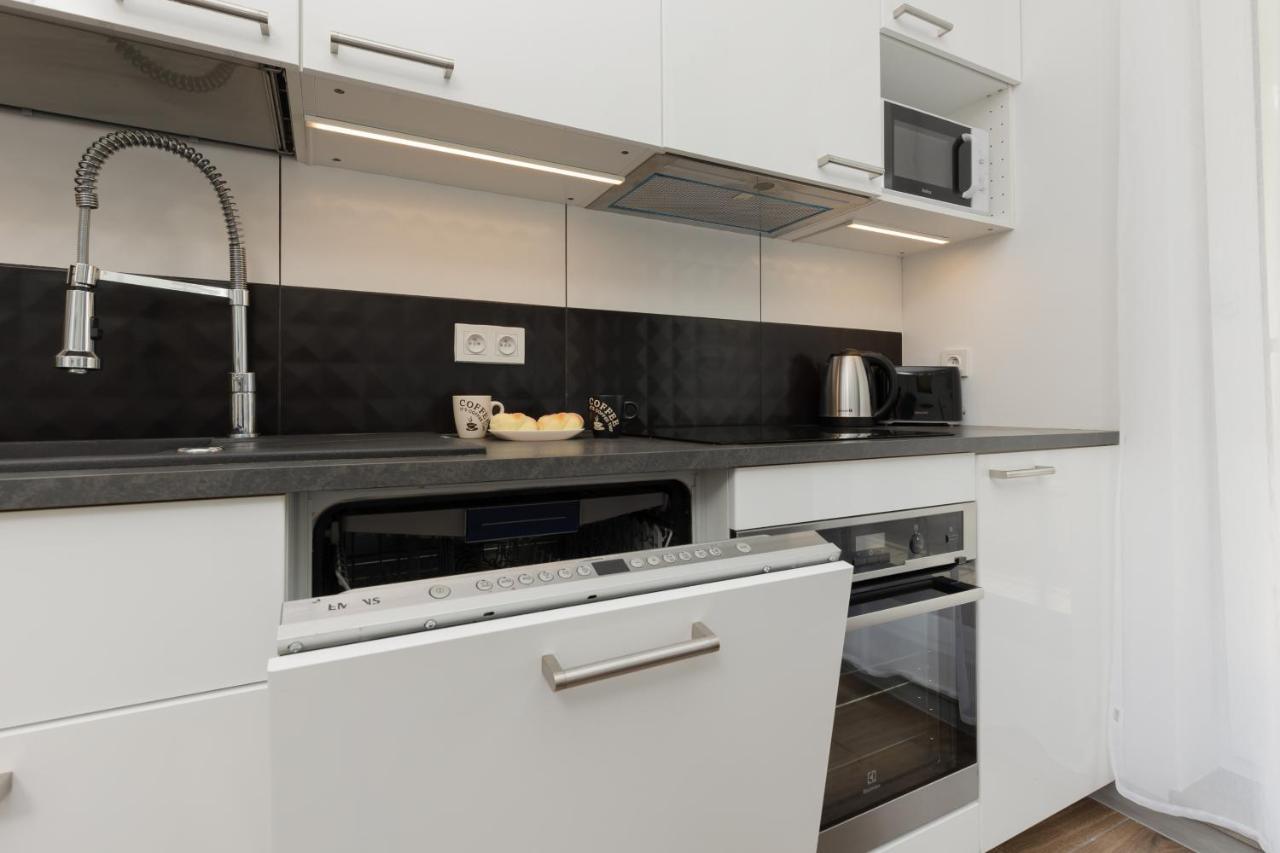 Apartment Warsaw Goclaw & 2 Bedrooms & Parking & Balcony By Noclegi Renters Luaran gambar